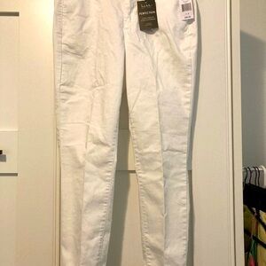 Nicole Miller Women’s White Ultra Stretch Pants/Jeans